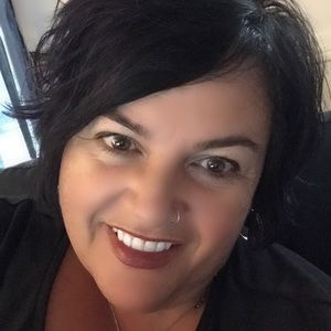 Meet your Posher, Sandra